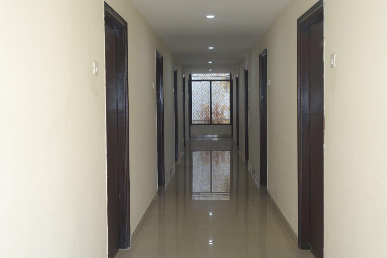 Hotel Nithin Krishna Tirupati Ngoại thất bức ảnh
