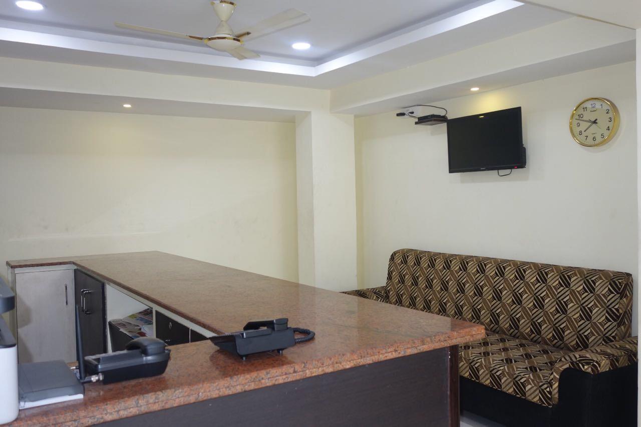 Hotel Nithin Krishna Tirupati Ngoại thất bức ảnh