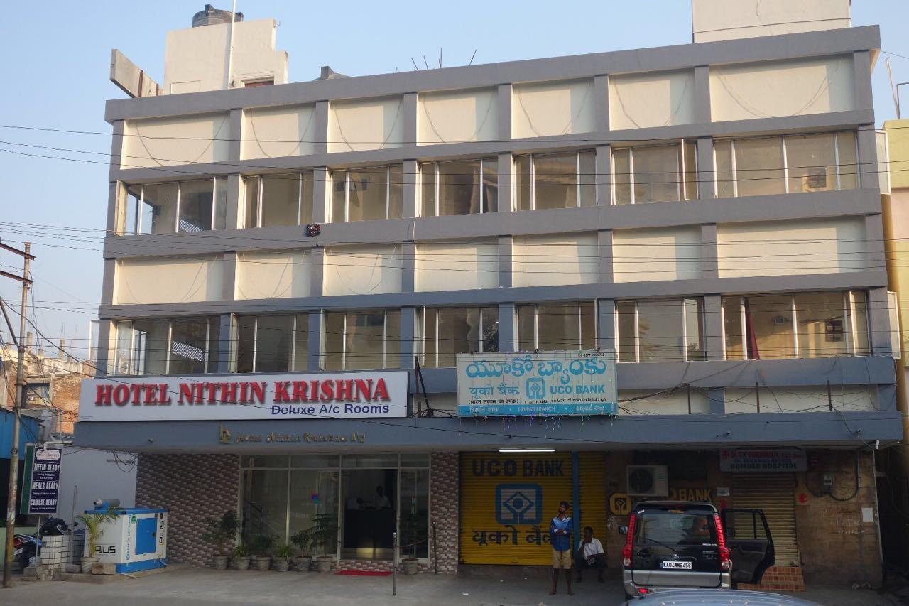 Hotel Nithin Krishna Tirupati Ngoại thất bức ảnh