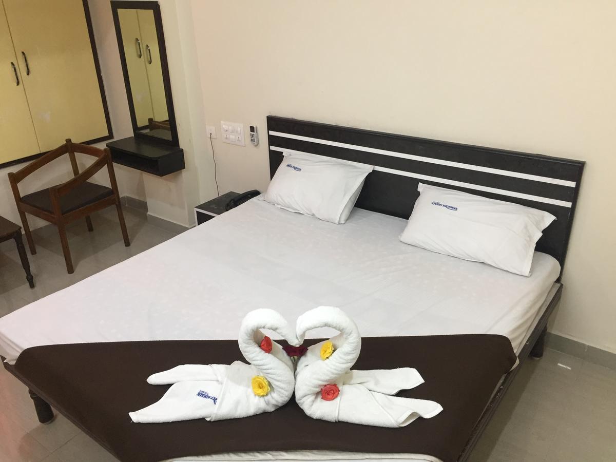 Hotel Nithin Krishna Tirupati Ngoại thất bức ảnh