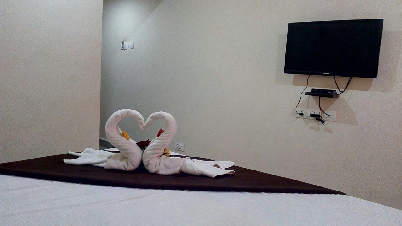 Hotel Nithin Krishna Tirupati Ngoại thất bức ảnh